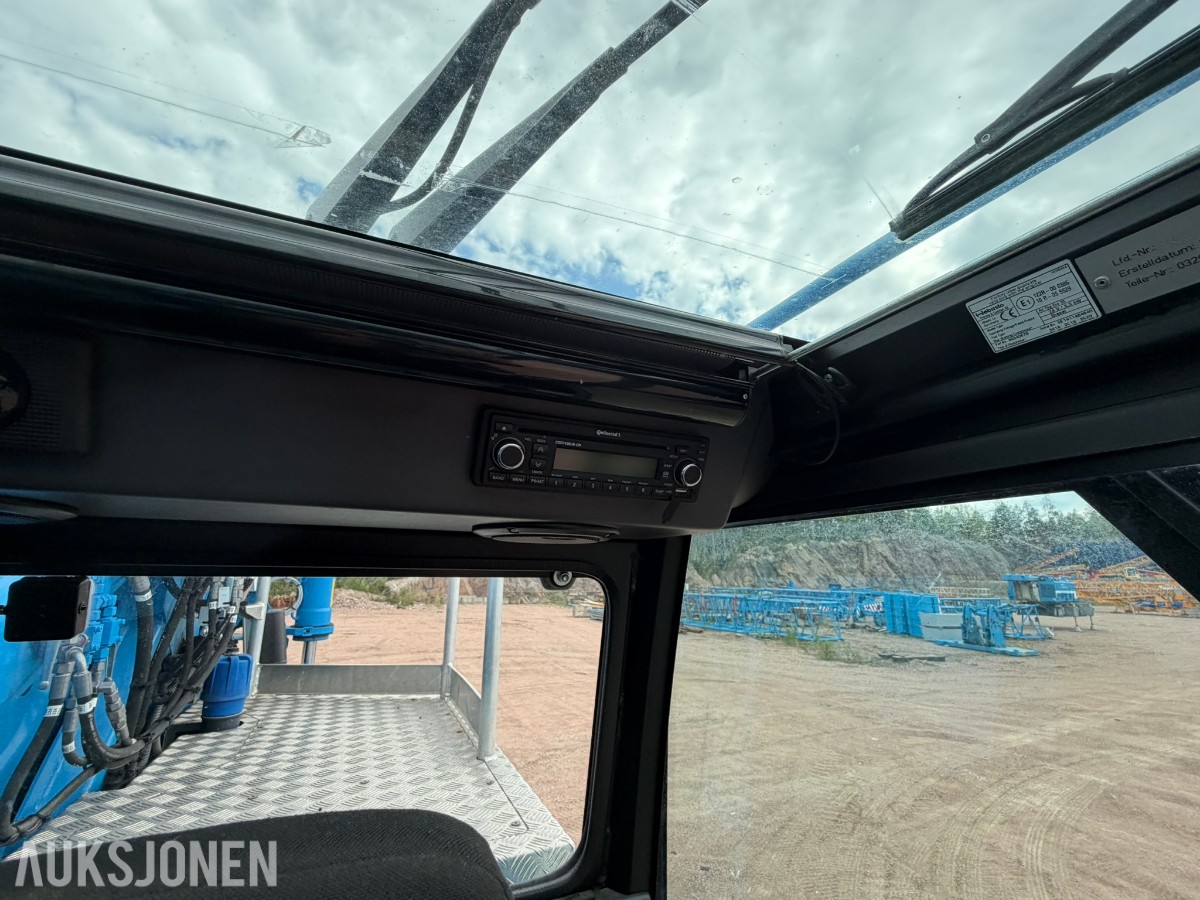 2019 GROVE - MOBILKRAN GMK 4100 med lav timeteller