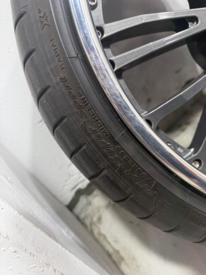 4 STK OZ Racing Forged 20 felgsett med Michelin-dekk