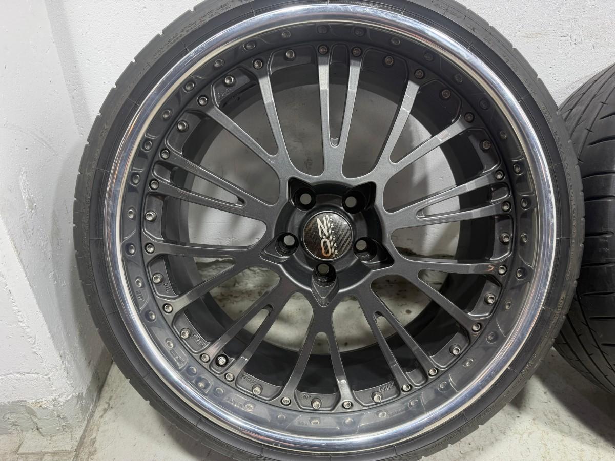 4 STK OZ Racing Forged 20 felgsett med Michelin-dekk