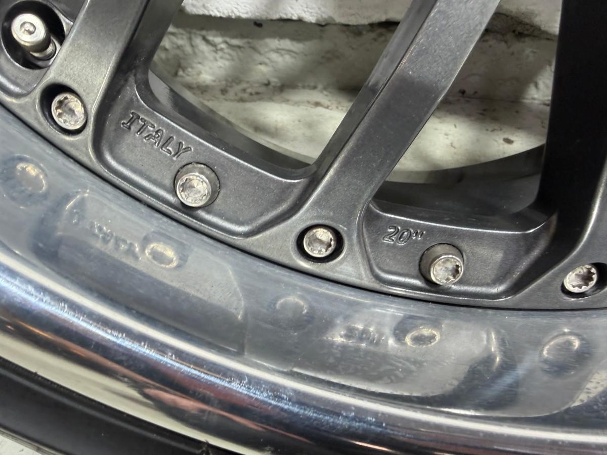 4 STK OZ Racing Forged 20 felgsett med Michelin-dekk
