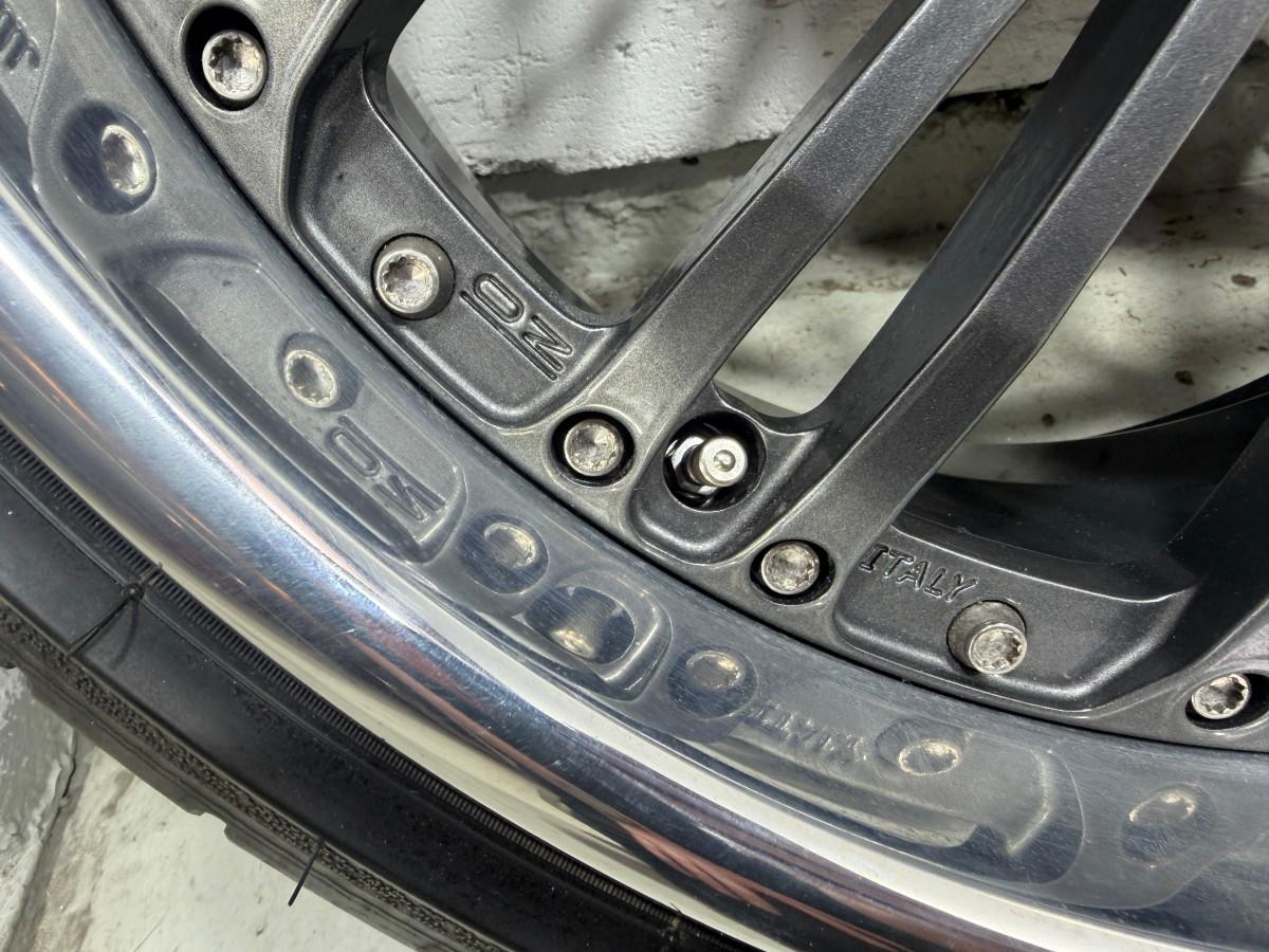4 STK OZ Racing Forged 20 felgsett med Michelin-dekk