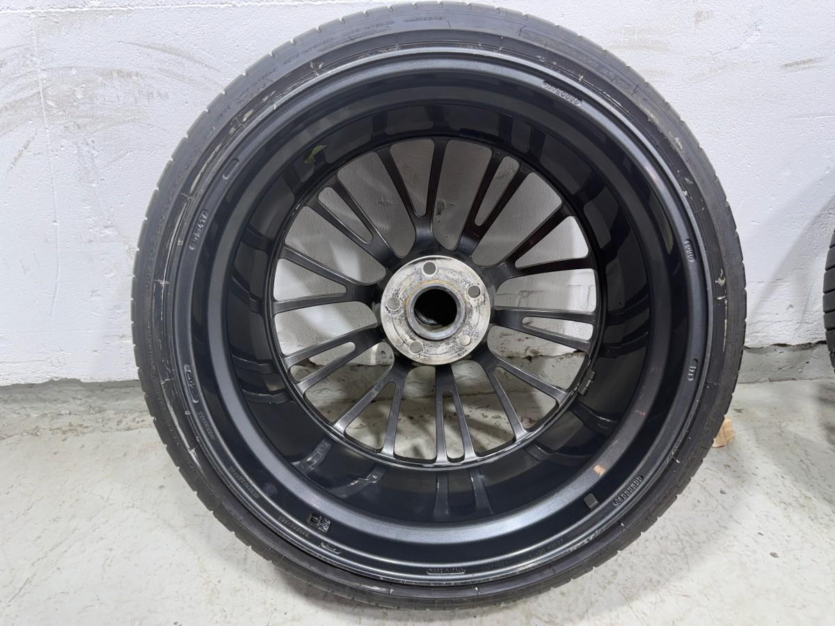 4 STK OZ Racing Forged 20 felgsett med Michelin-dekk