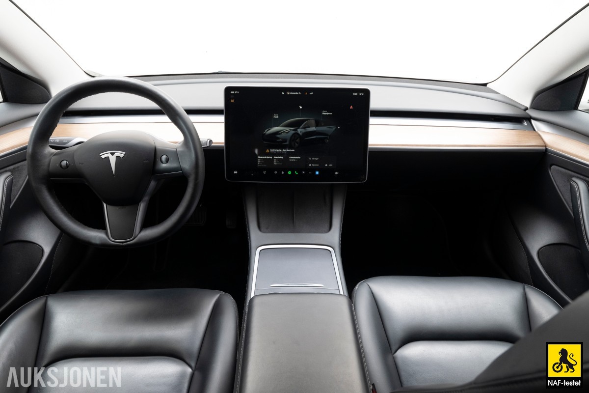 2022 Tesla Model 3 LR AWD HENGERFESTE AUTOPILOT PREMIUM LYD