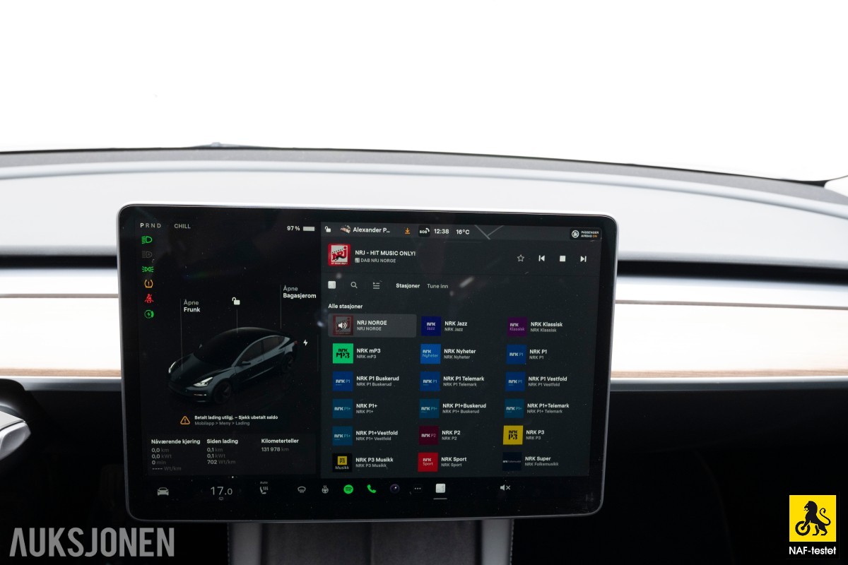 2022 Tesla Model 3 LR AWD HENGERFESTE AUTOPILOT PREMIUM LYD