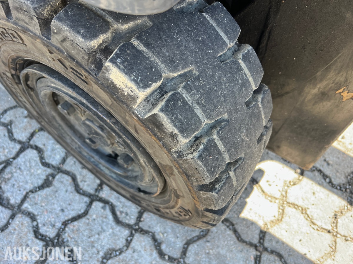 2008 Toyota 7FBEF13 - Batteridrevet Gaffeltruck kunn: 1318 t