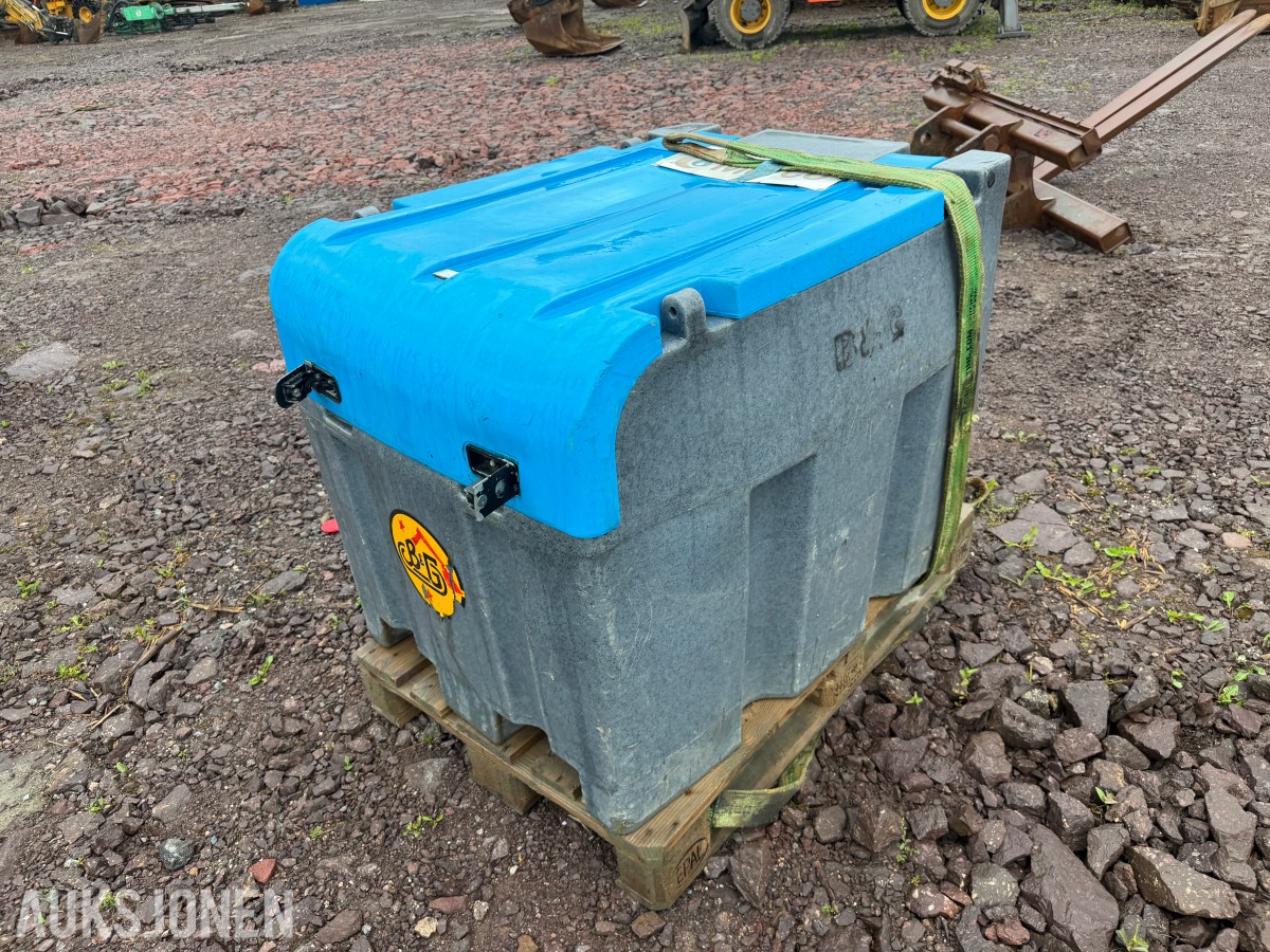 2019 Fortis Box 400L AdBlue-tank - ca 80 % full