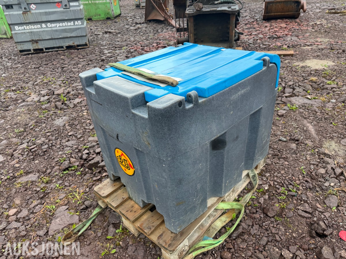 2019 Fortis Box 400L AdBlue-tank - ca 80 % full
