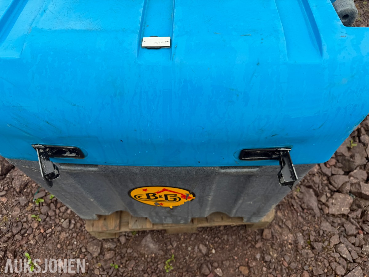 2019 Fortis Box 400L AdBlue-tank - ca 80 % full