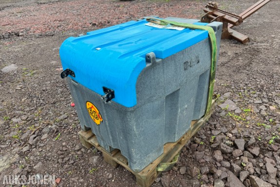 2019 Fortis Box 400L AdBlue-tank - ca 80 % full
