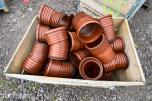 31 paller med diverse VA-plastdeler selges samlet