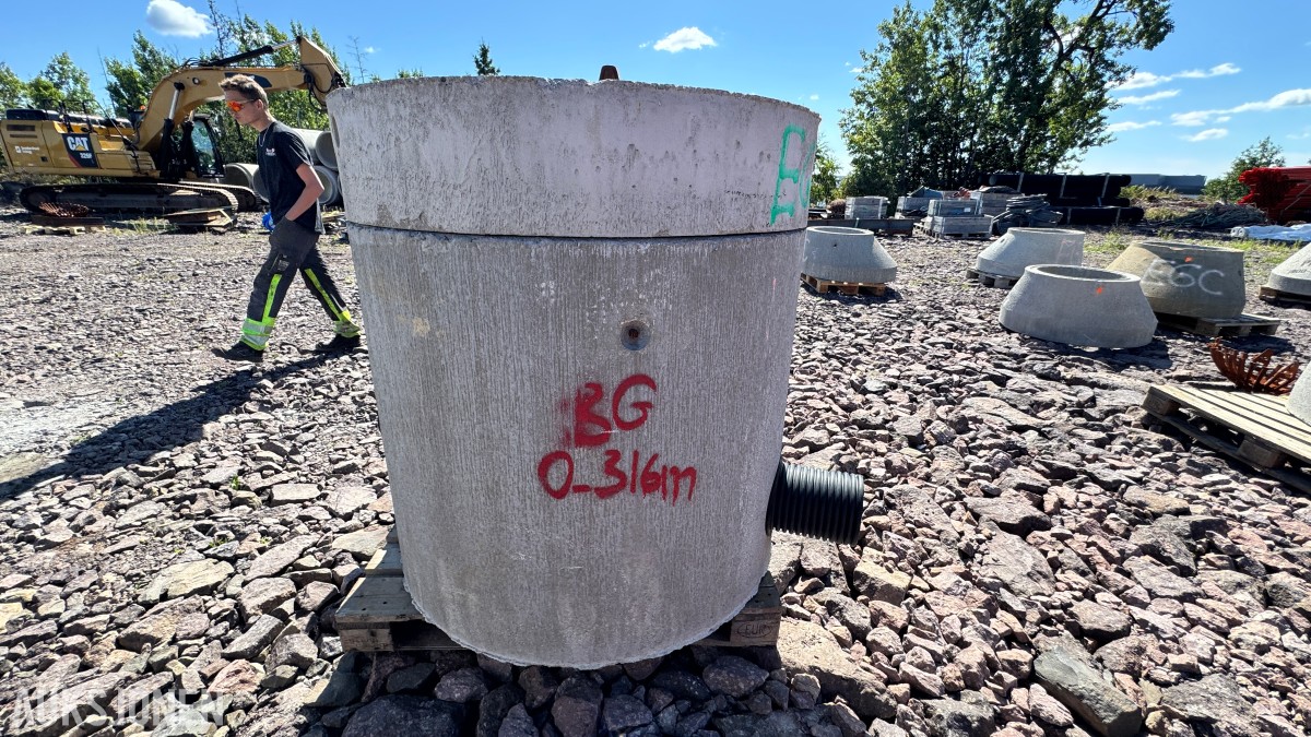 Betongkummer Lokk, rammer og støtteringer