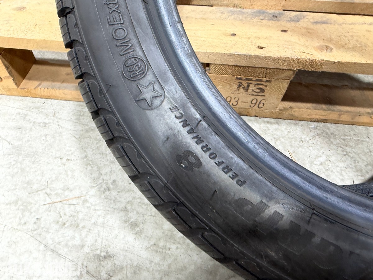 4 stk Goodyear UltraGrip 8 Performance 245/45R18 Vinterdekk