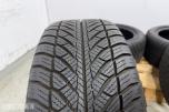 4 stk Goodyear UltraGrip 8 Performance 245/45R18 Vinterdekk
