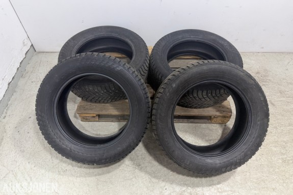 2021 4 stk Nokian Hakkapeliitta 10 SUV piggdekk 235/60 R18