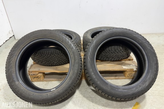 4 stk Nokian Hakkapeliitta R5 SUV 215/55R17 Vinterdekk