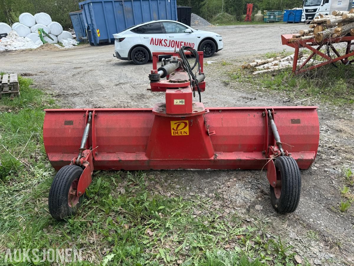2004 Duun 275 proff Traktorskjær