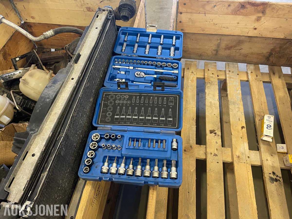 3 Paller diverse bildeler ny aircon pumpe mm