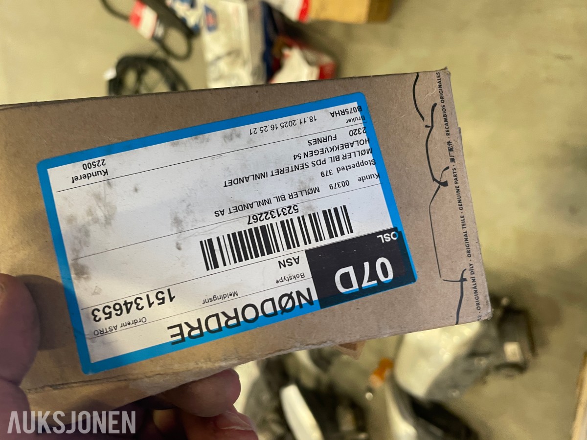 3 Paller diverse bildeler ny aircon pumpe mm