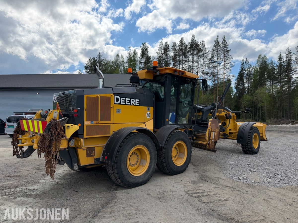 2020 John Deere 622G