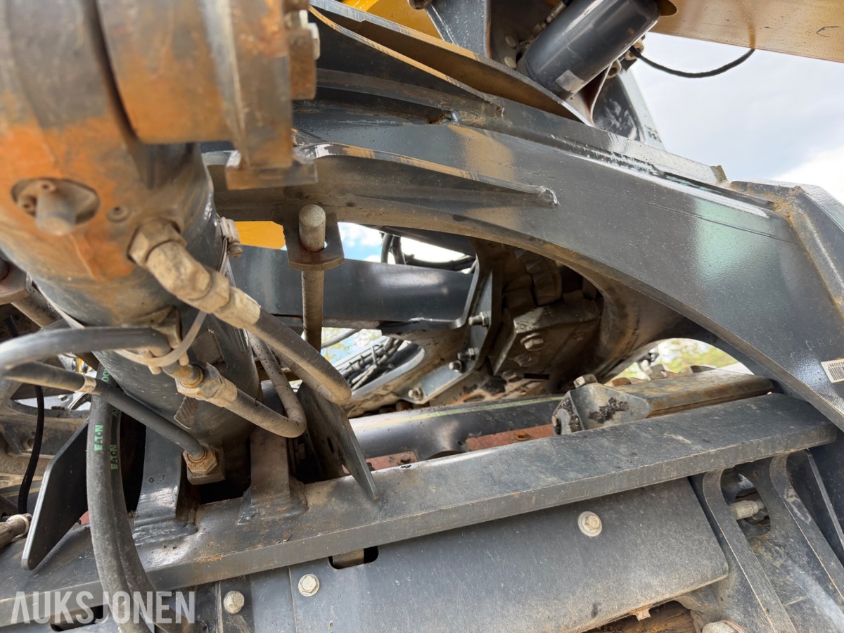 2020 John Deere 622G