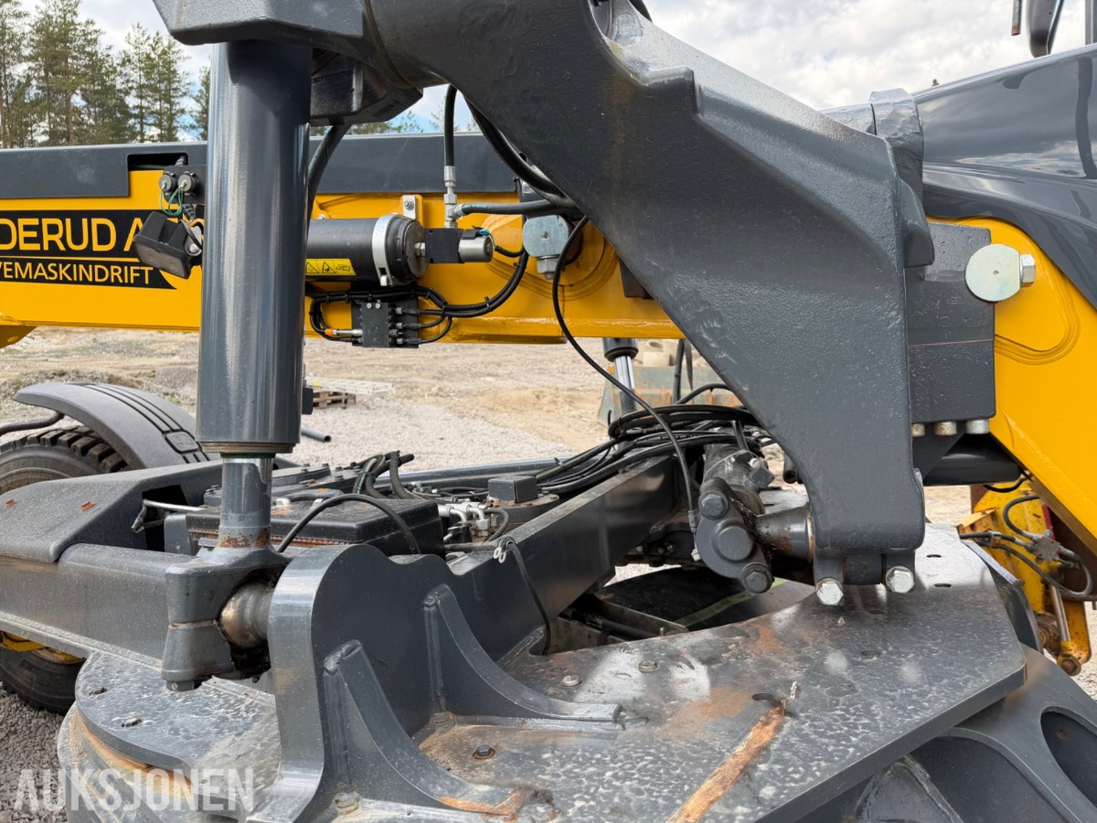 2020 John Deere 622G