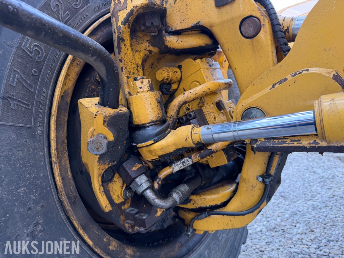 2020 John Deere 622G