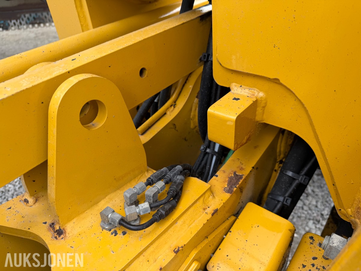 2020 John Deere 622G