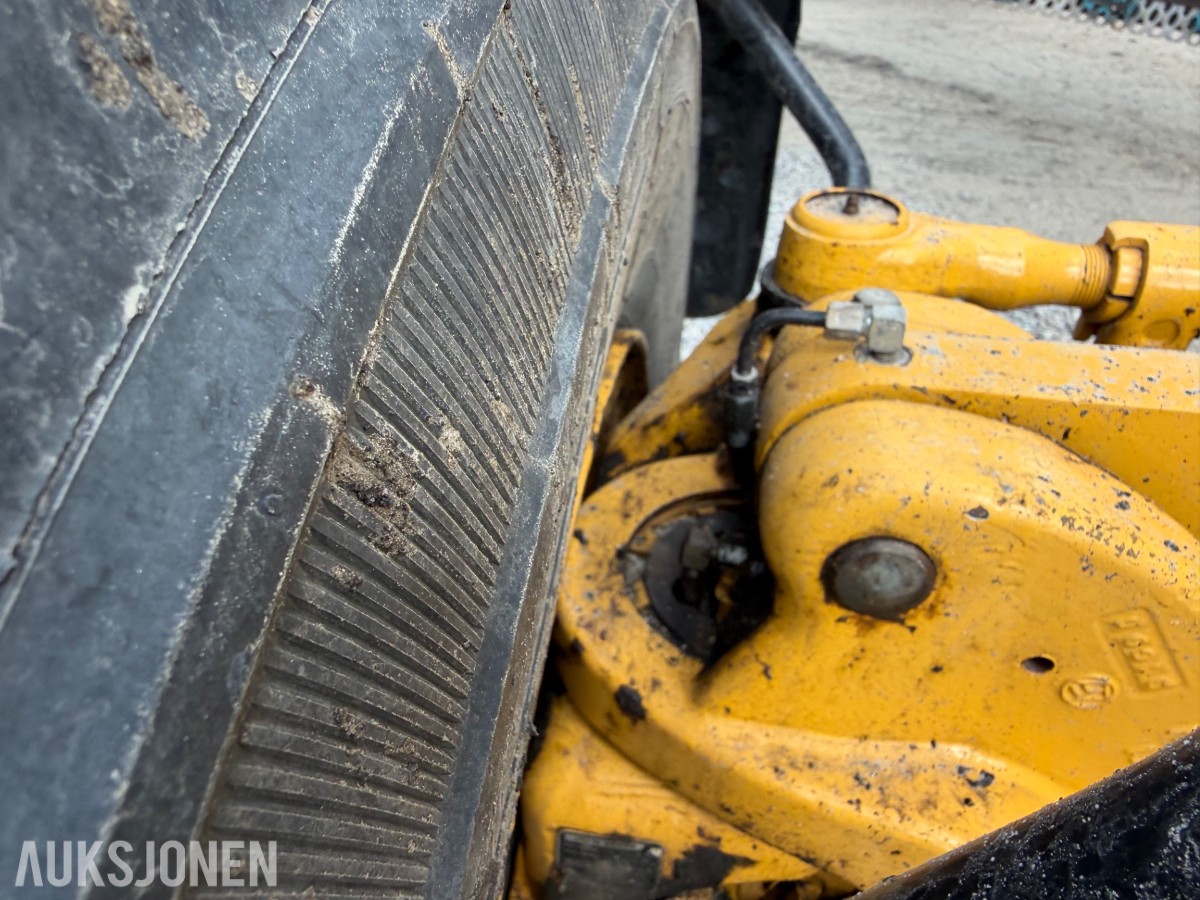 2020 John Deere 622G