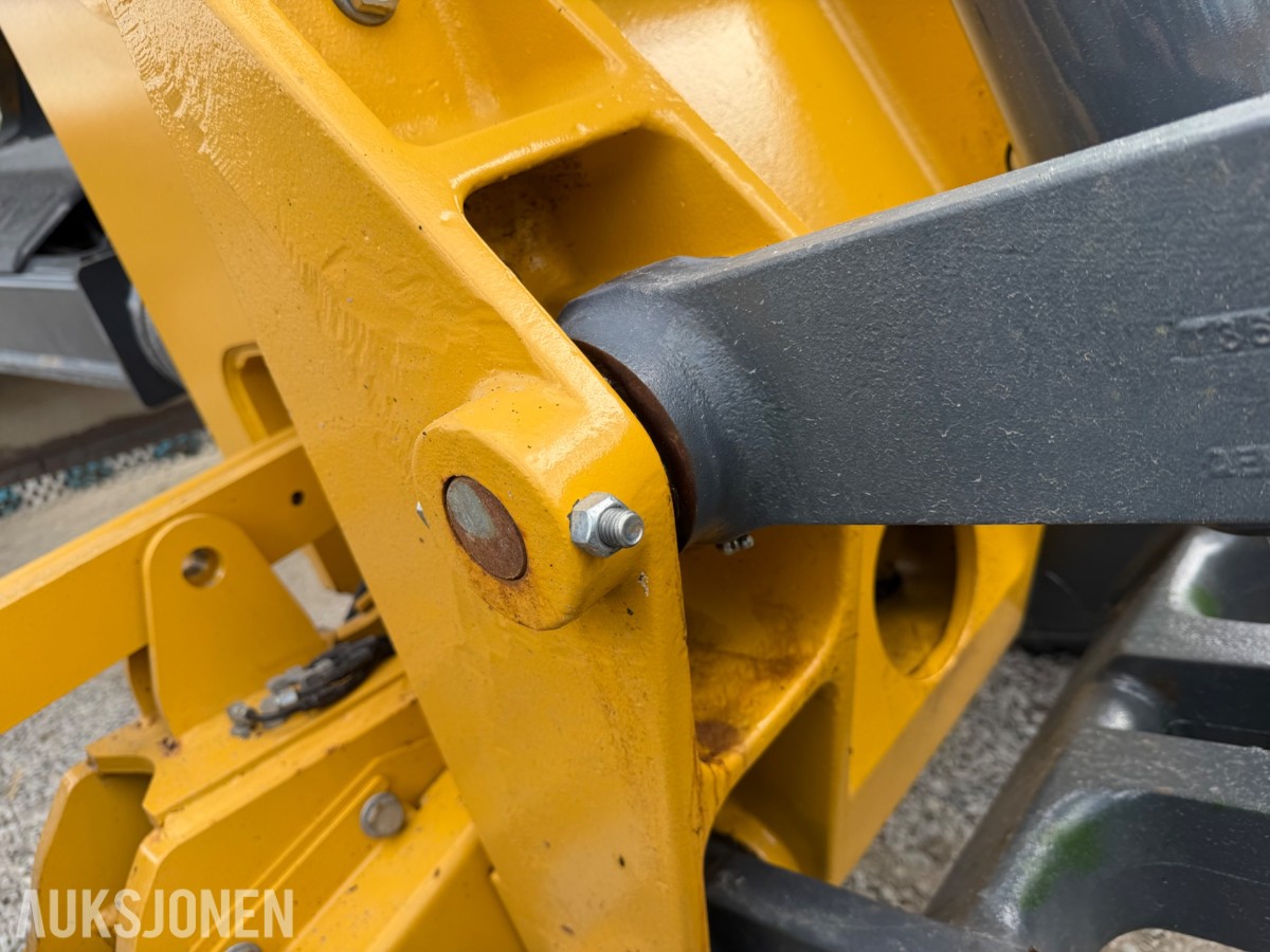 2020 John Deere 622G