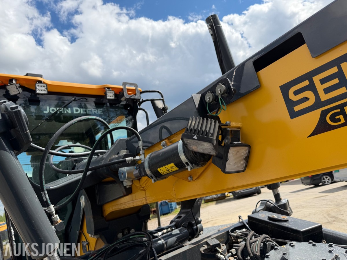 2020 John Deere 622G