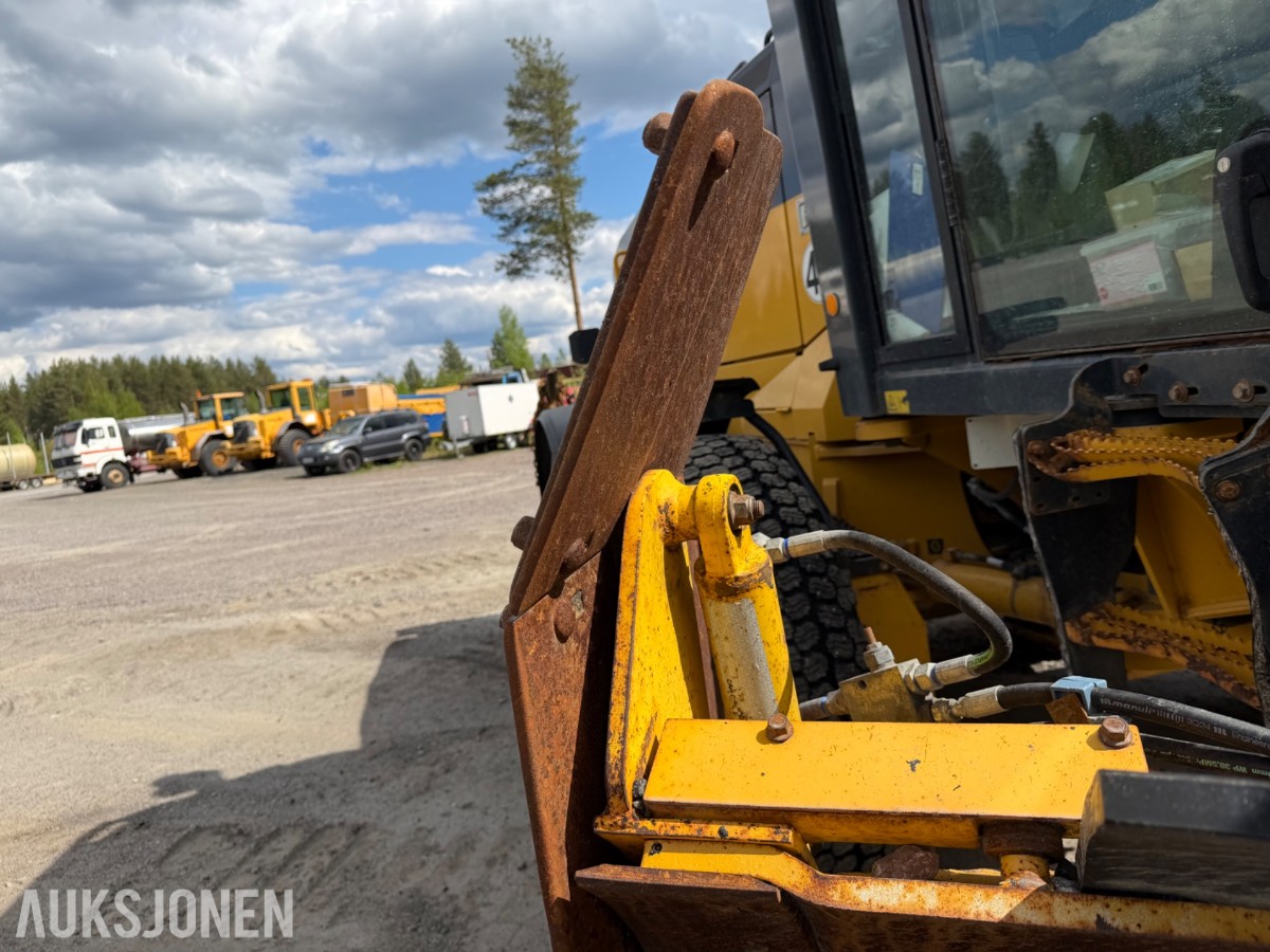 2020 John Deere 622G