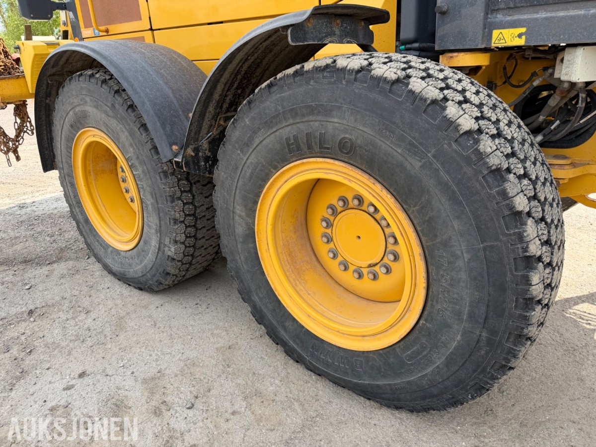 2020 John Deere 622G