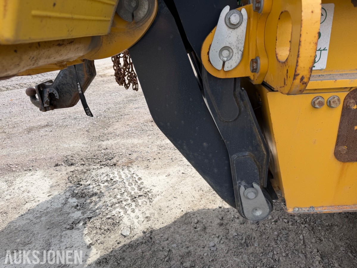 2020 John Deere 622G