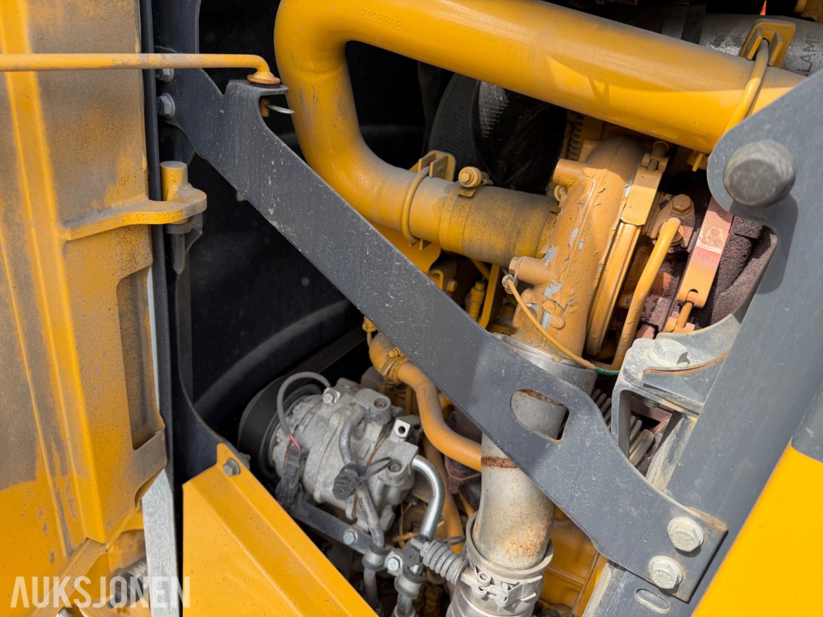 2020 John Deere 622G