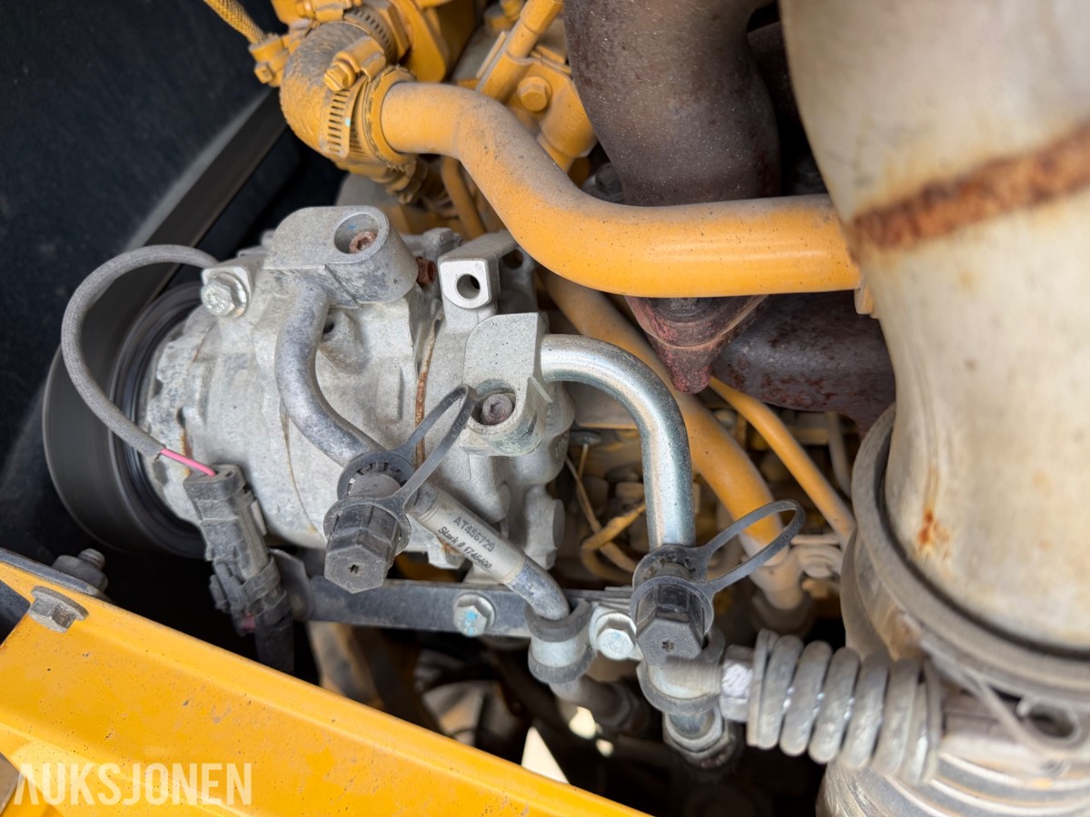 2020 John Deere 622G