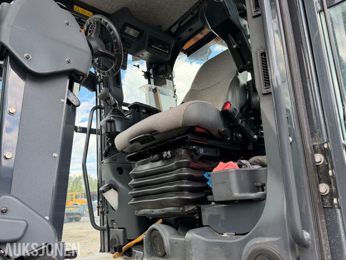 2020 John Deere 622G