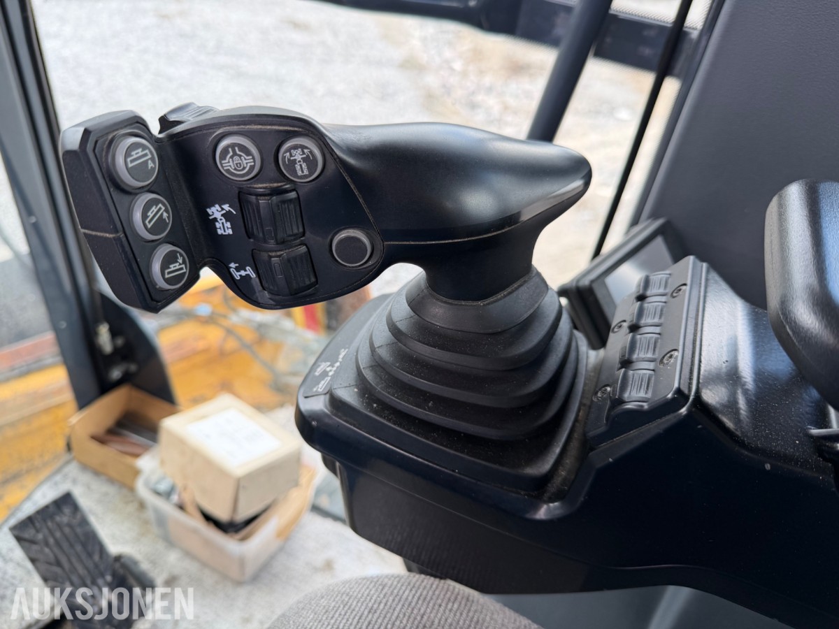 2020 John Deere 622G
