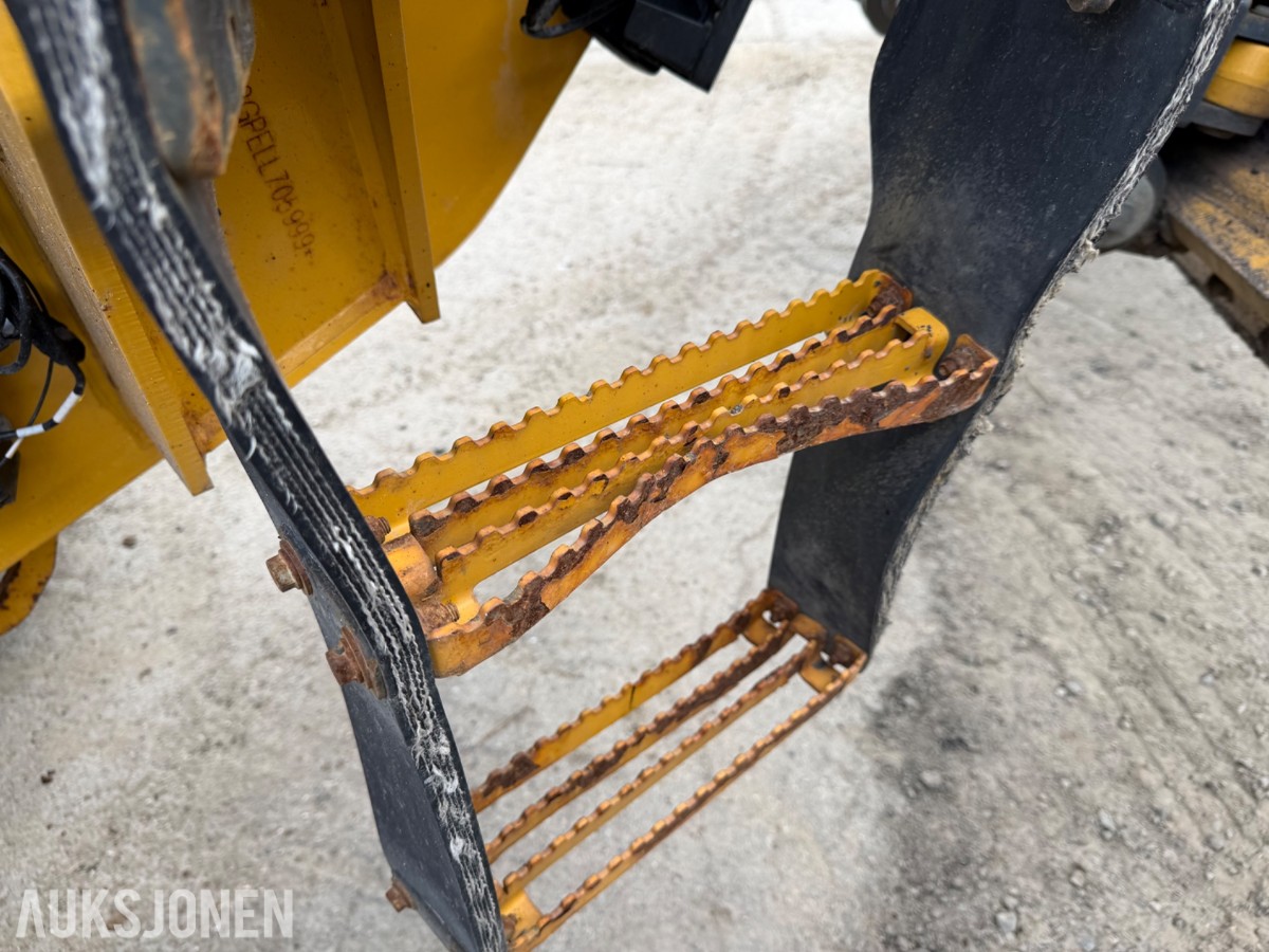 2020 John Deere 622G