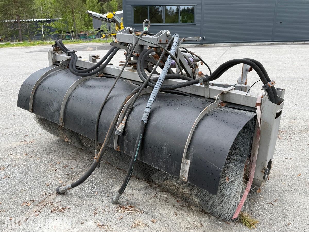 2008 Holms SHL-2.5 feiekost 
