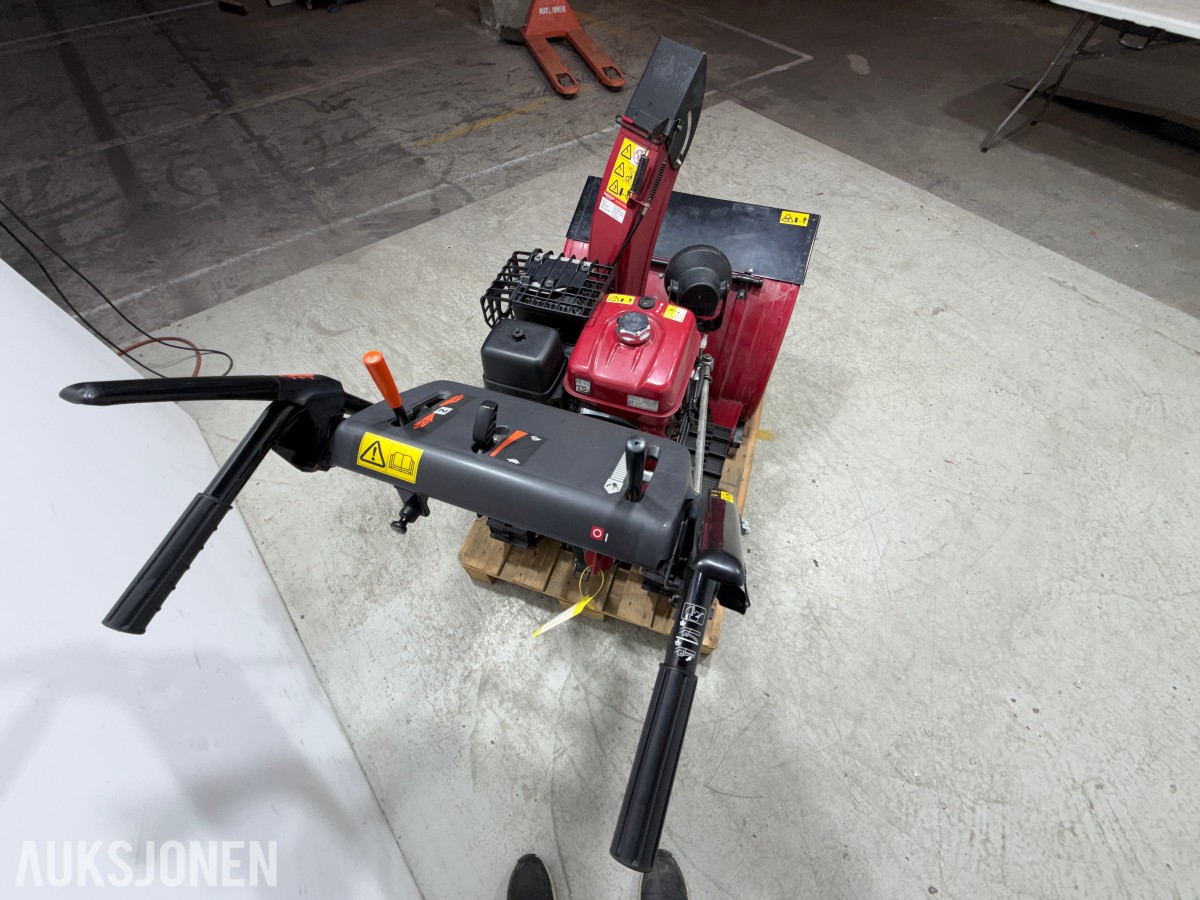 2011 Honda HSS970 Hydrostatisk Beltegående Snøfreser med Snøskuffe