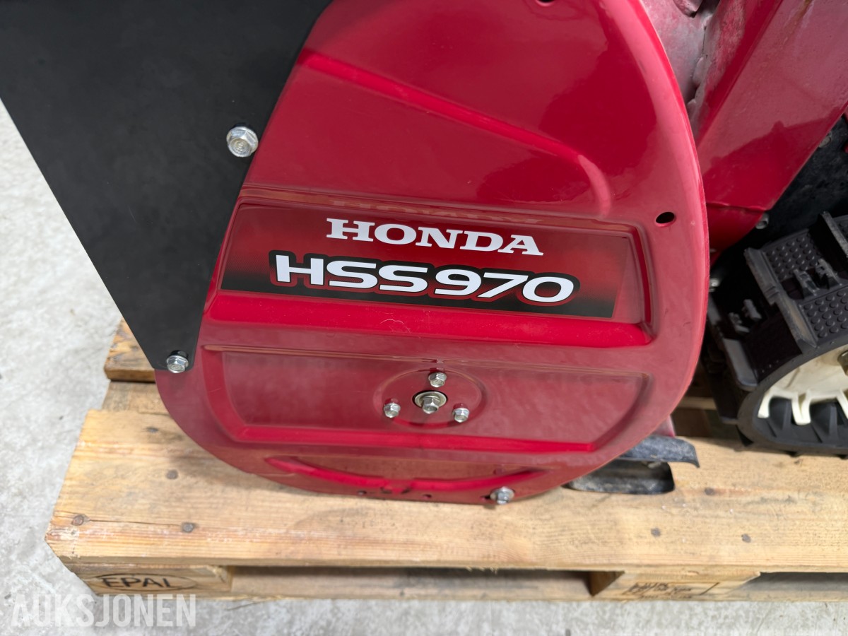 2011 Honda HSS970 Hydrostatisk Beltegående Snøfreser med Snøskuffe