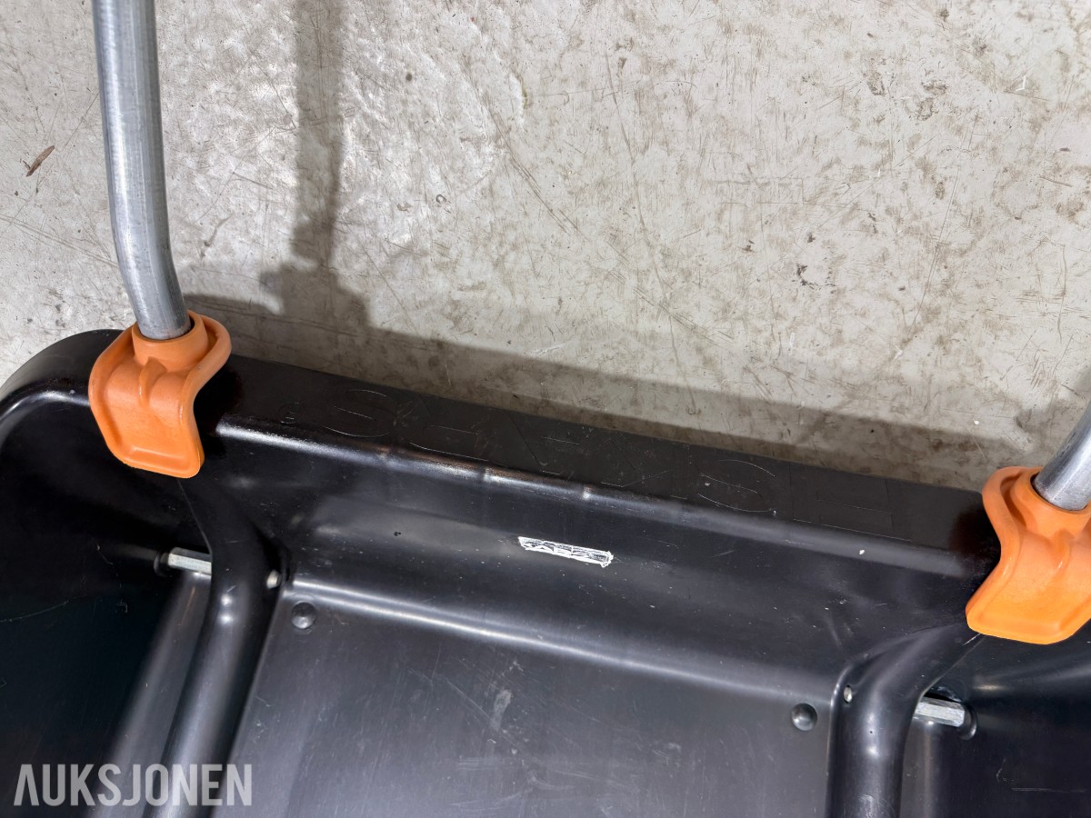 2011 Honda HSS970 Hydrostatisk Beltegående Snøfreser med Snøskuffe