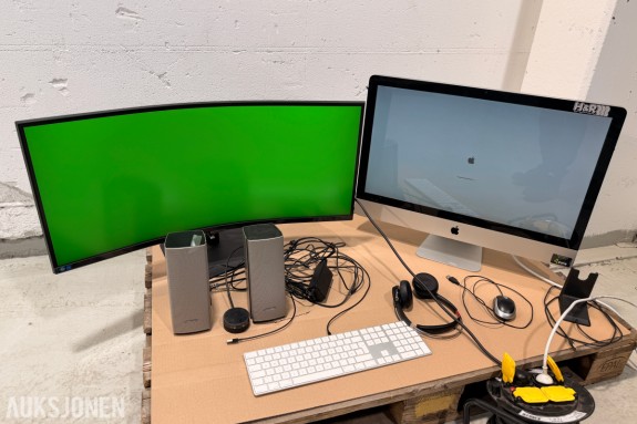 Apple iMac 27 tommer med Apple Magic Keyboard, Bose Companion 20, Samsung 34
