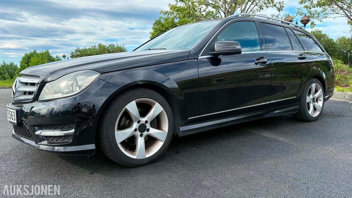 2012 Mercedes-Benz C180 T Avantgarde Automat AMG HENGERFESTE KEYLESS 