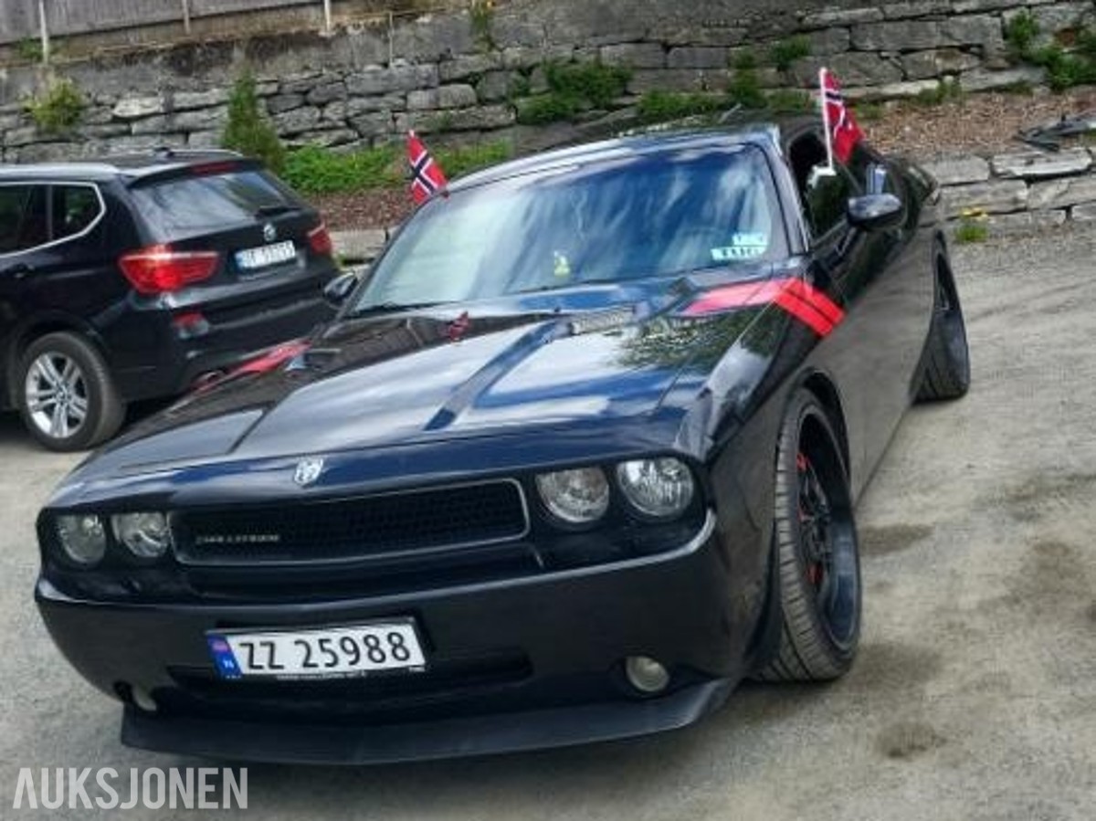 2009 Dodge Challenger 3.5 253hk Soltak Helskinn Fjernstart