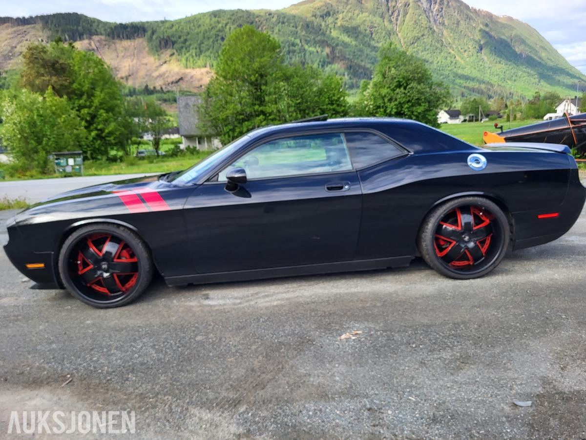 2009 Dodge Challenger 3.5 253hk Soltak Helskinn Fjernstart