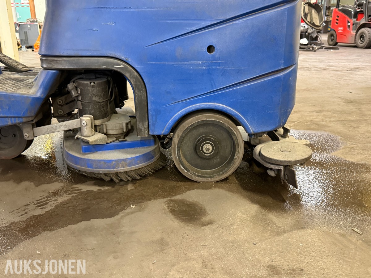 Nilfisk Scrubtec R 466 sittegående gulvvaskemaskin
