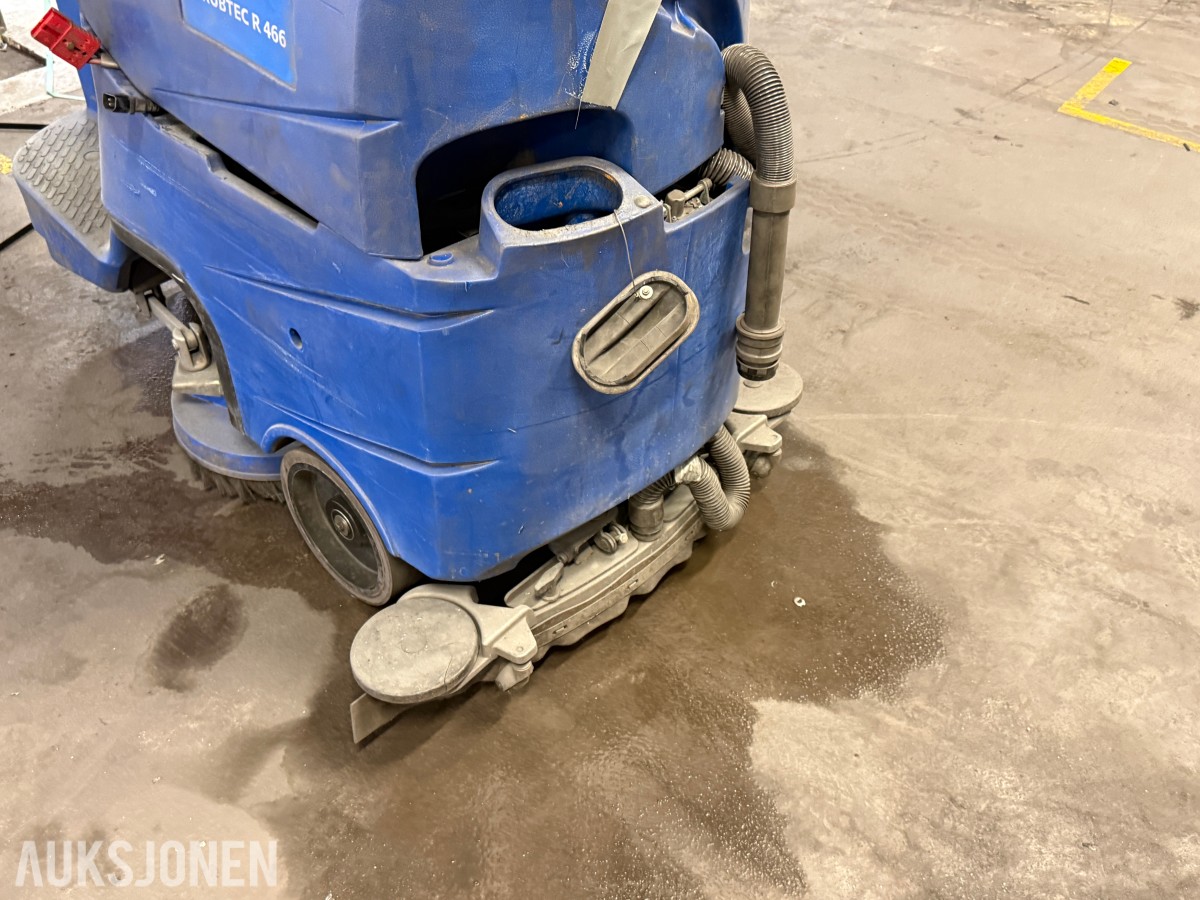 Nilfisk Scrubtec R 466 sittegående gulvvaskemaskin