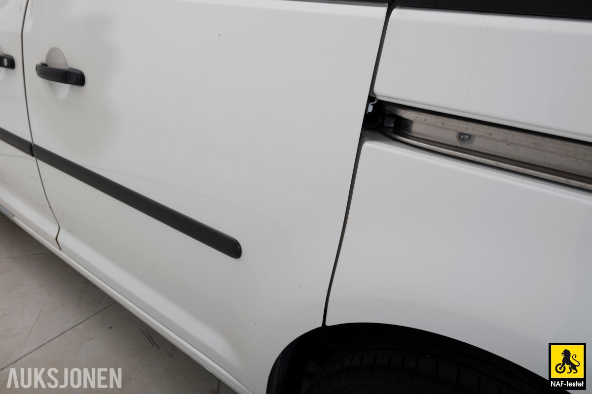 2013 Volkswagen CADDY *UTEN MINSTEPRIS* 2.0 GASSDRIFT HENGERFESTE INNREDNING