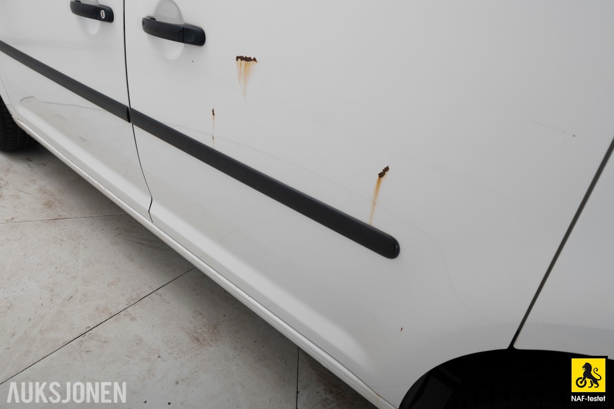 2014 Volkswagen CADDY *UTEN MINSTEPRIS* GASSDRIFT EU-OK 04.28 INNREDNING